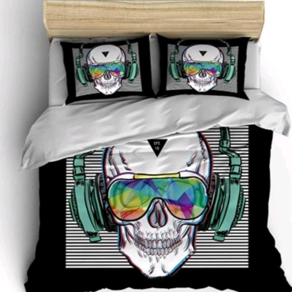 Brand new Twin comforter set